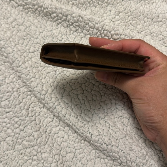 New Tumi Brown Men Leather Wallet / Gusseted Card Case / Card Holder with Box - Picture 3 of 5